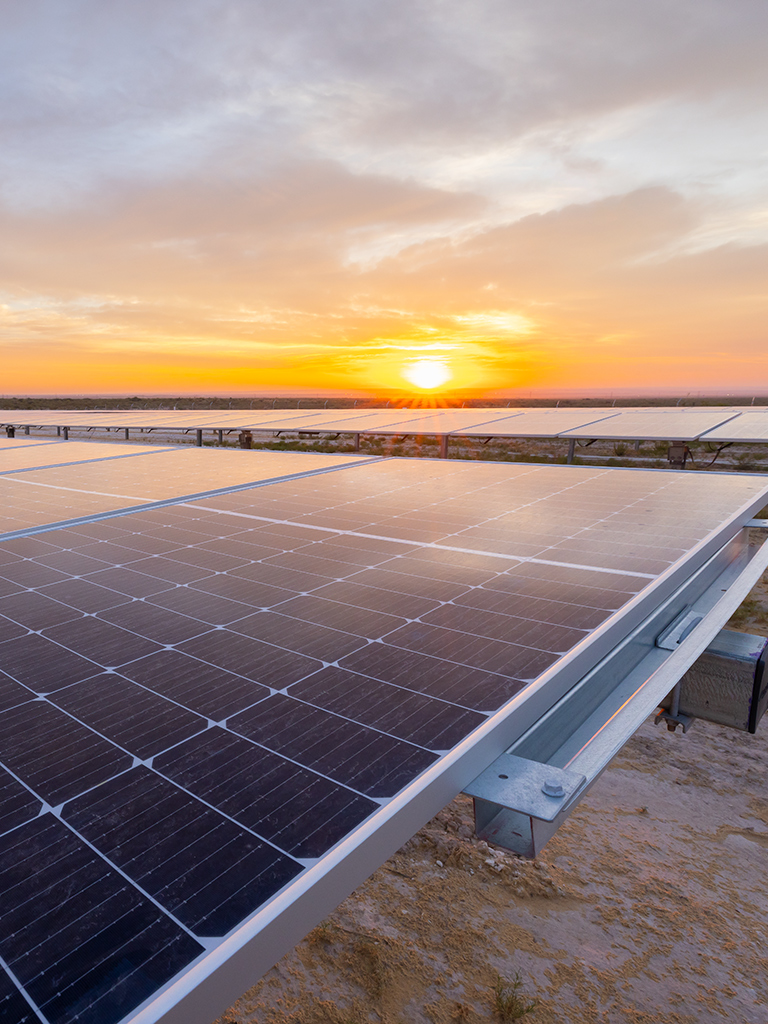 The solar field is the result of a collaboration with Algonquin Power & Utilities Corp.